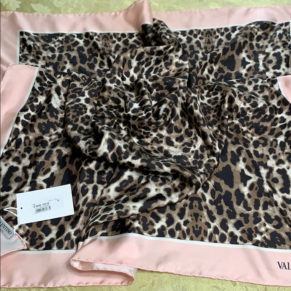 Valentino Accessories - Valentino silk scarf pink with leopard print